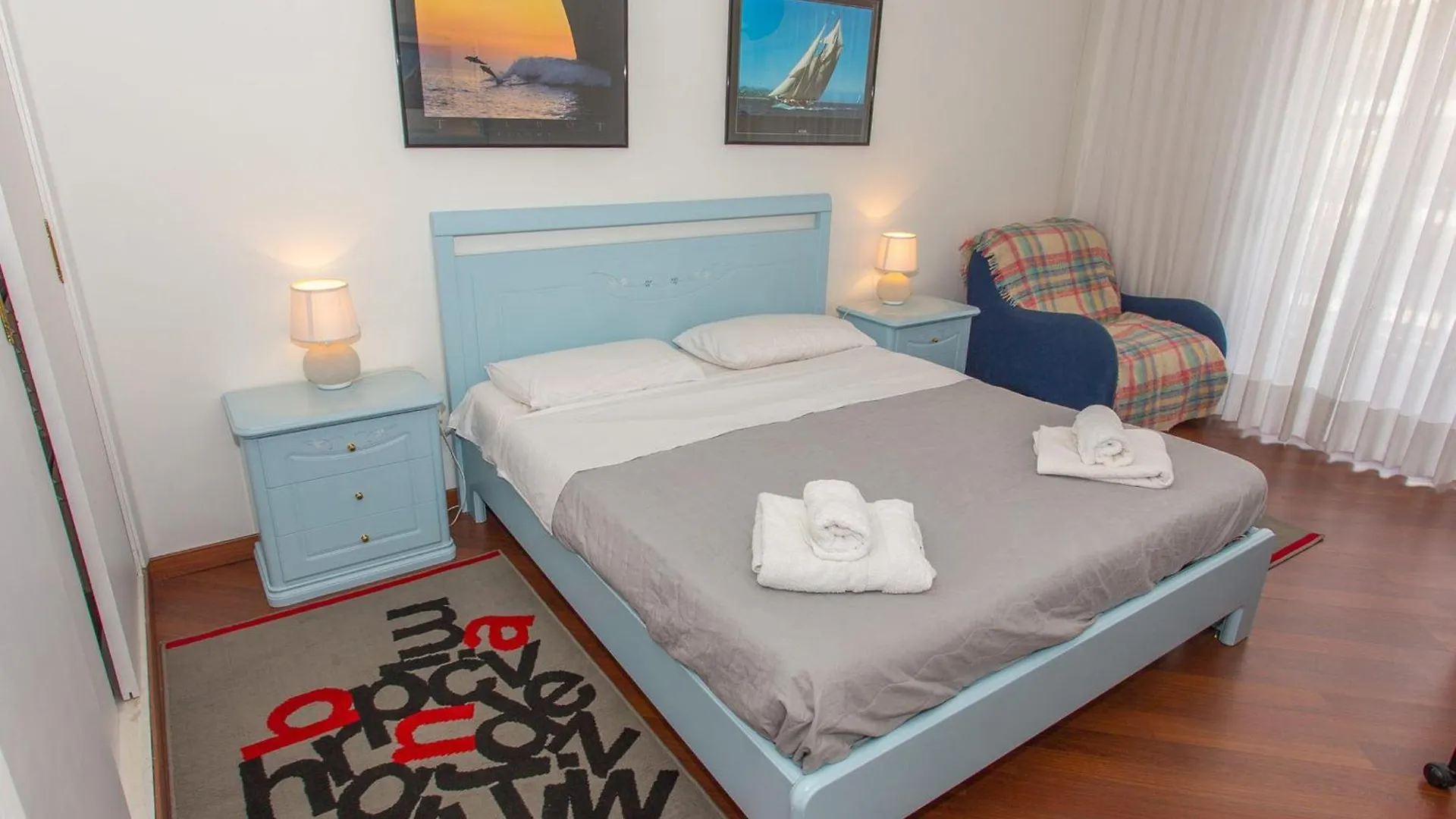 Menton: Charmant 3P Avec Terrasse, Parking, Proche Plages Et Centre - Fr-1-196-230 Frankrig