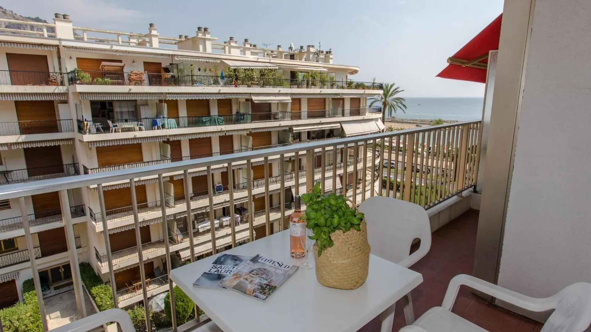 Menton: Charmant 3P Avec Terrasse, Parking, Proche Plages Et Centre - Fr-1-196-230